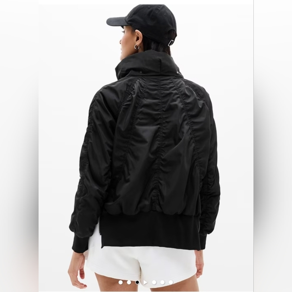 NWT Athleta Black Jetset Bomber with Stowable Hood Size Small - Picture 7 of 8